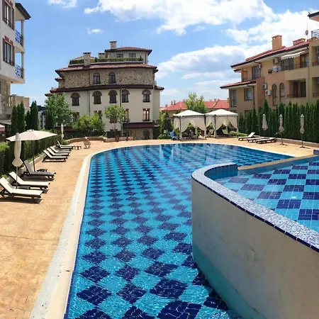 Апартамент Vesi комплекс Artur Свети Влас