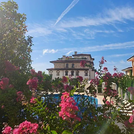 Vesi комплекс Artur Апартамент