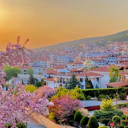 アパート Vesi комплекс Artur