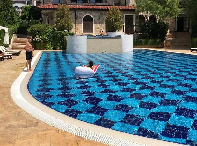 Vesi комплекс Artur Apartament Sveti Vlas